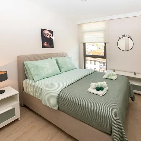 Fully Equipped 1 Bedroom With Central Location In شقة *