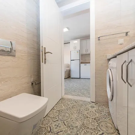 شقة Fully Equipped 1 Bedroom With Central Location In